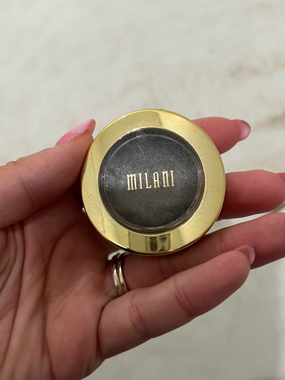 Milani Bella Charcoal Gel Powder Eyeshadow